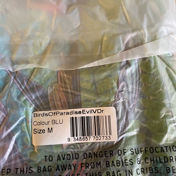 Blackmilk “BIRDS IN PARADISE EVIL V DRESS” Size Medium M NWT - Picture 11 of 14